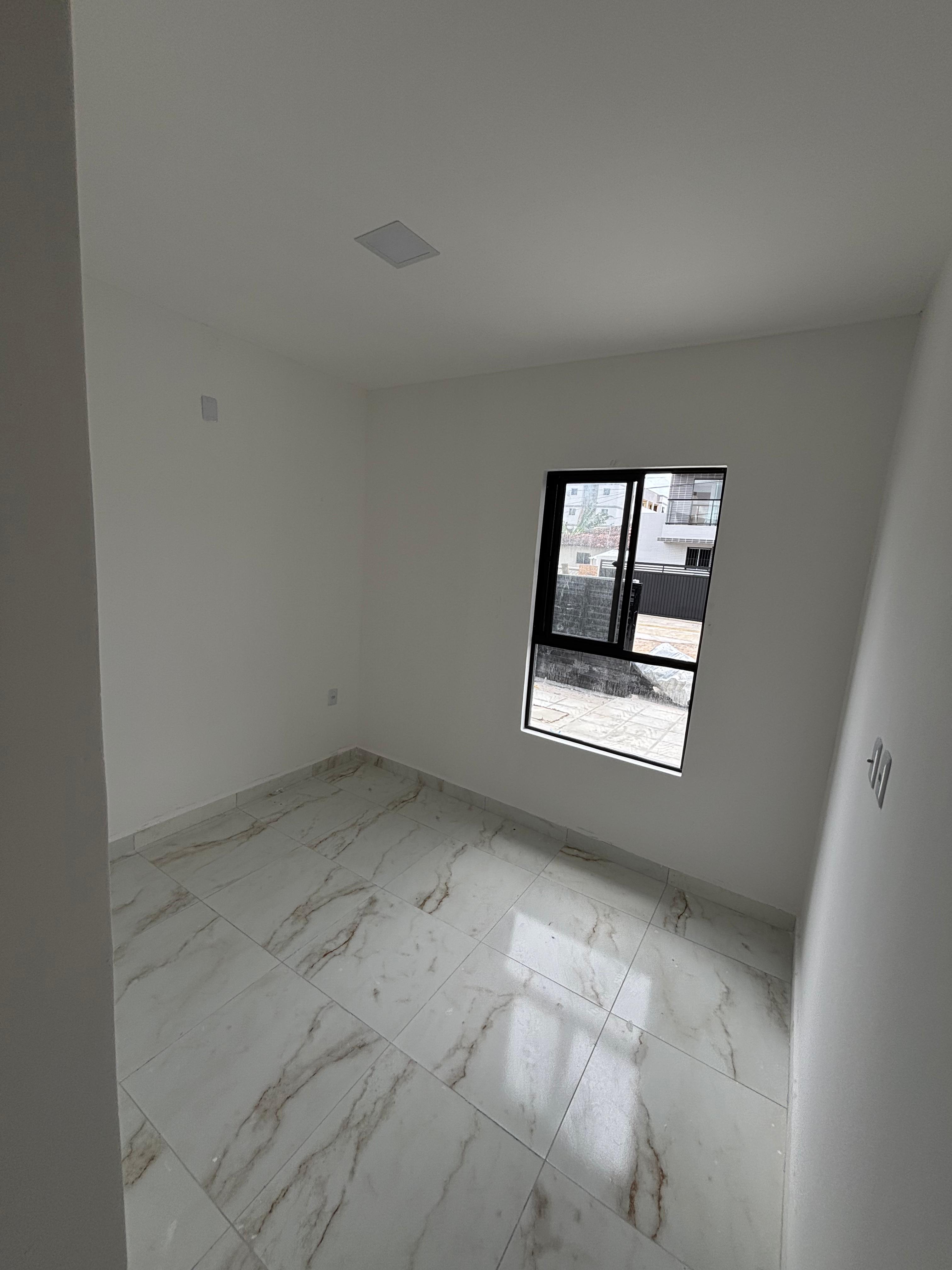 CASA TERREA COM 3 QUARTOS A VENDA NO JOSE AMERICO